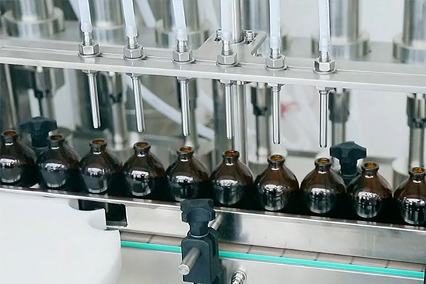 双头液体灌装机：提升生产效率的利器